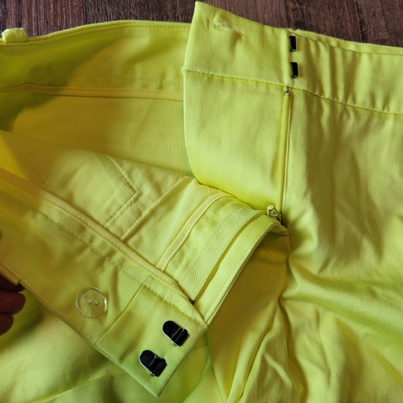 Y2K Mossimo Bright Yellow Shorts - Picture 3 of 5